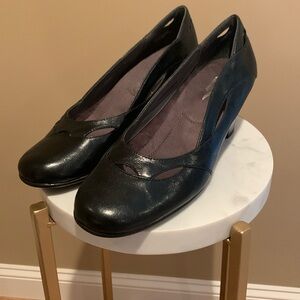 Aerosoles A2 Aribesque black pumps size 11 M